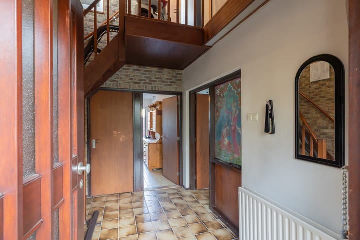 Photo 4 of Vincent van Goghsingel 10