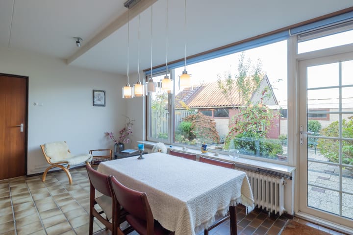 Photo 12 of Vincent van Goghsingel 10