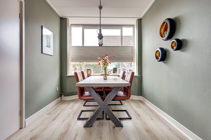 Photo 10 of Vanekerstraat 304