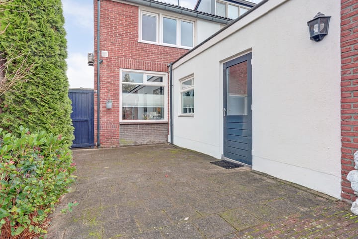 Photo 25 of Vanekerstraat 304