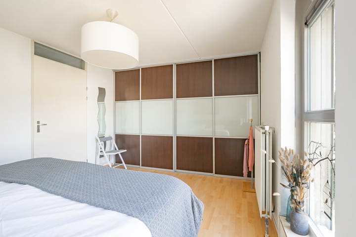 Foto 14 van Aronskelk 67