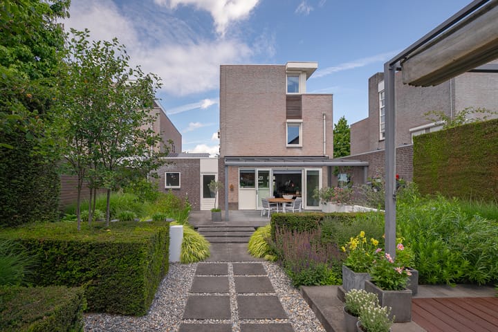 Foto 27 van Aronskelk 67