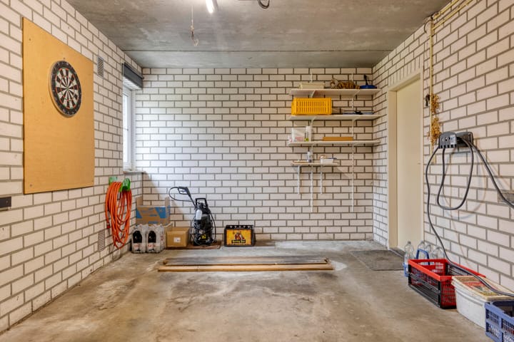 Photo 34 of Hoebertweg 13