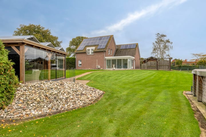 Photo 40 of Hoebertweg 13