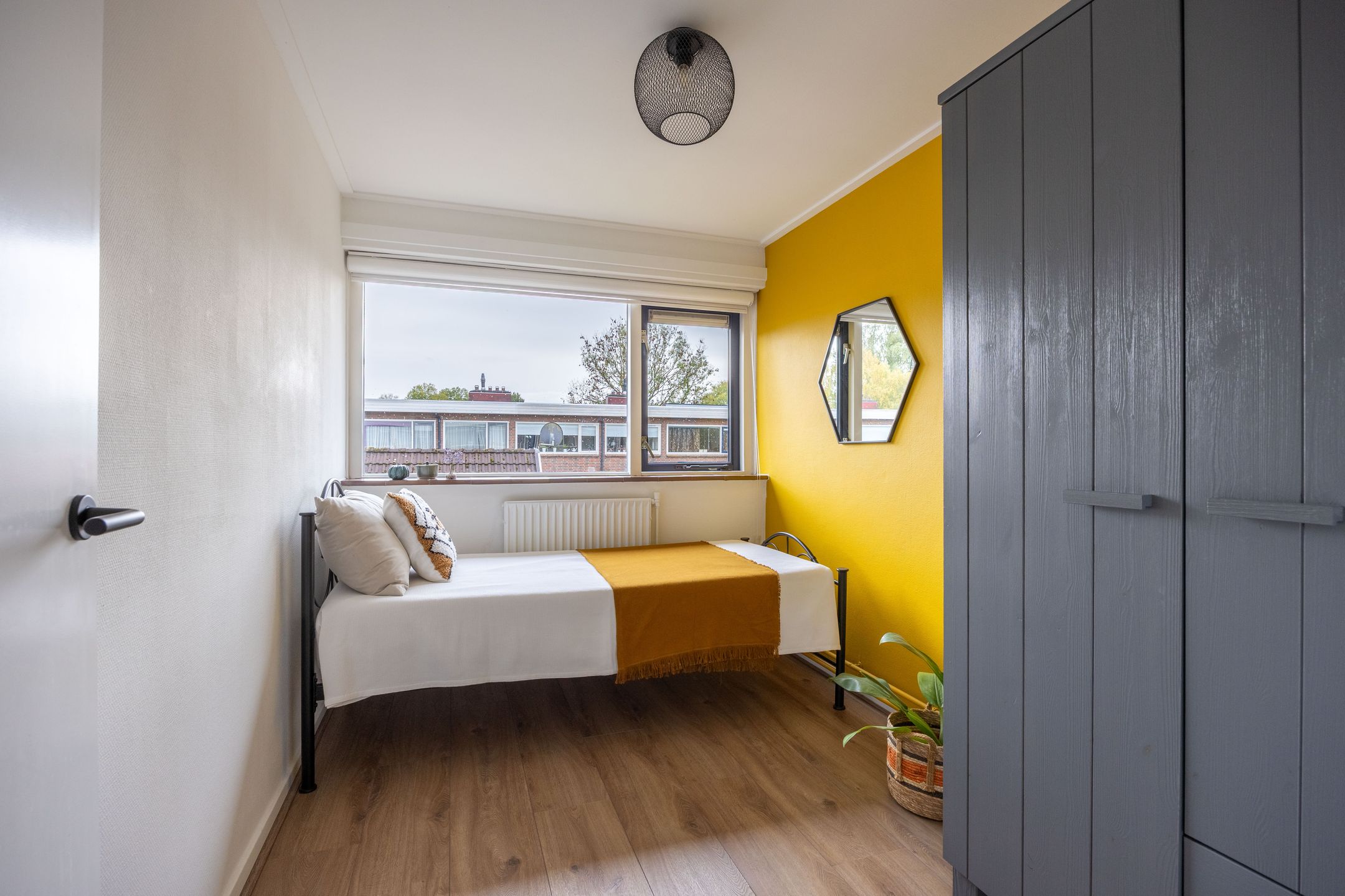 Photo 27 of Curaçaostraat 159