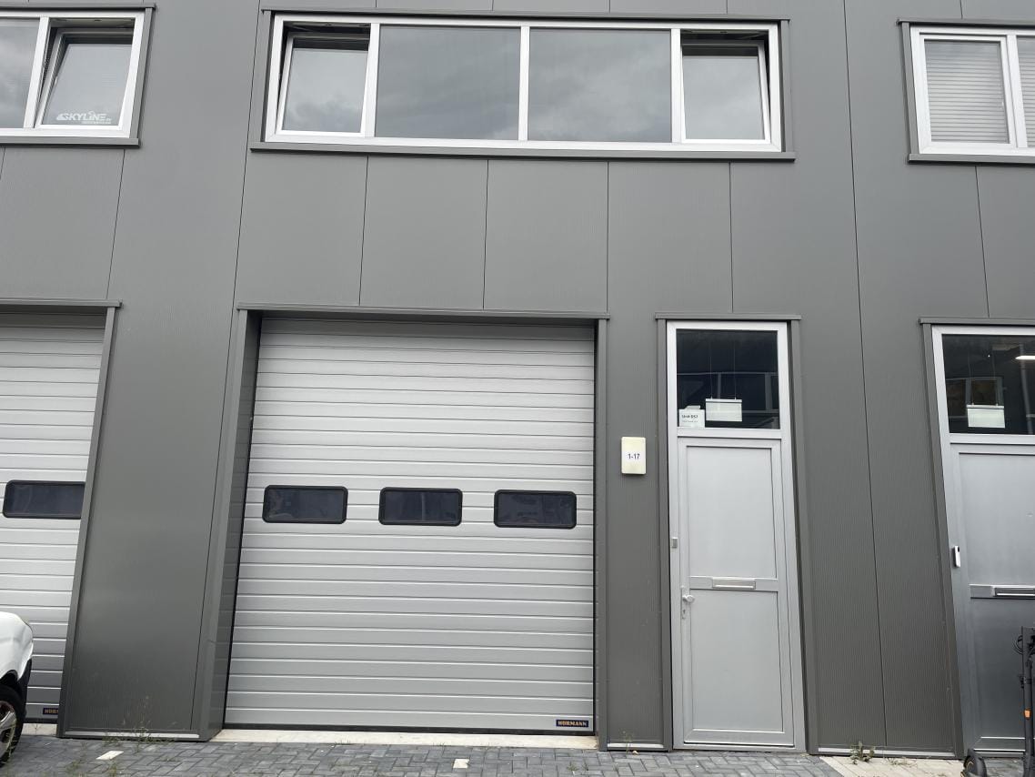 Bekijk foto 1 van Industrieweg 1-17