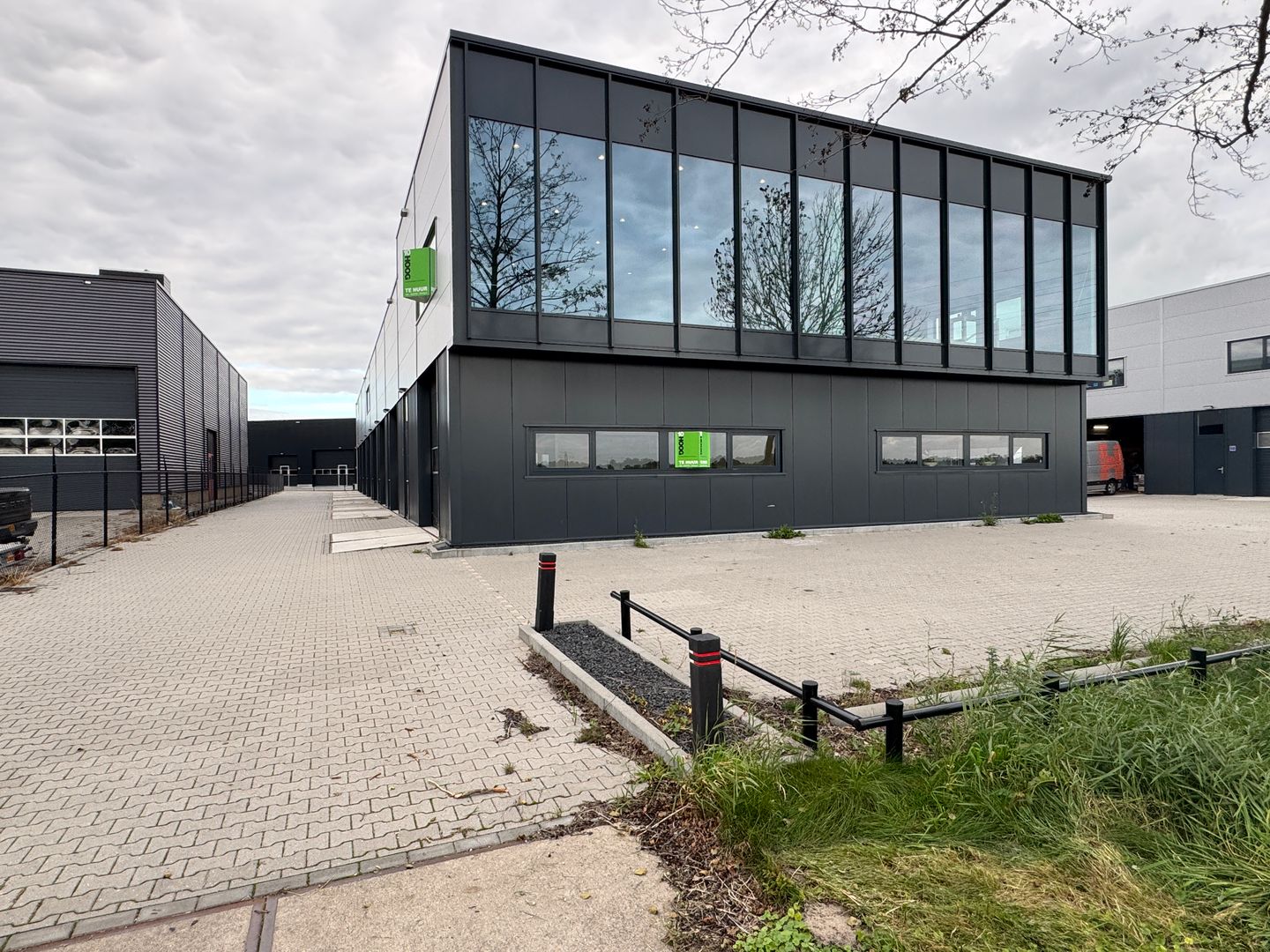 Bekijk foto 4 van Conradsweg 26