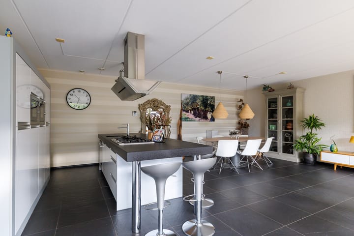 Foto 16 van Diadeemstraat 94