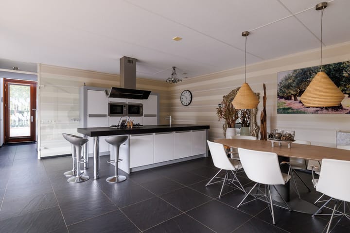 Foto 20 van Diadeemstraat 94