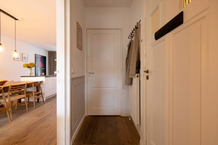 Photo 4 of Frederik Hendrikstraat 17-1