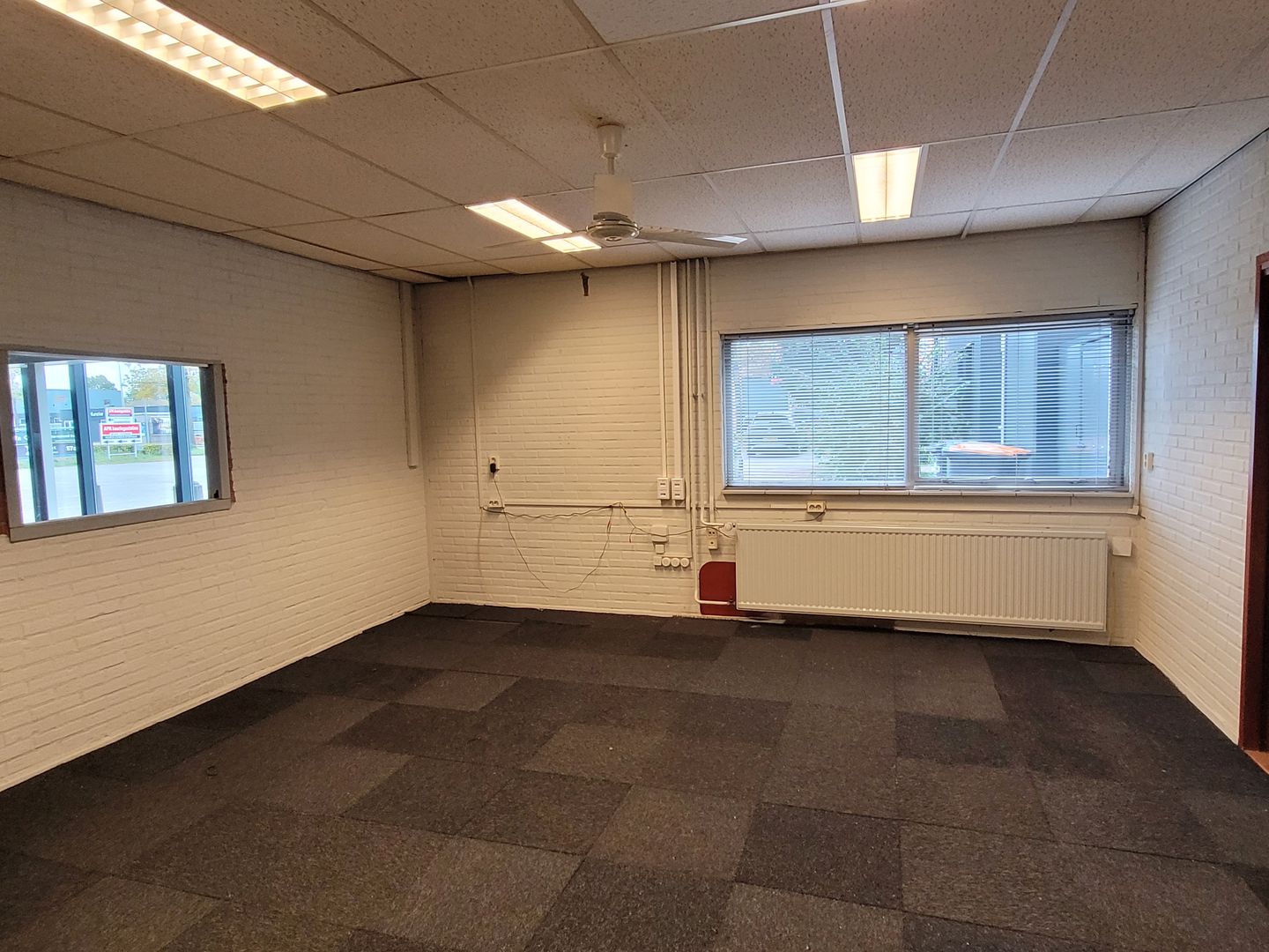 View photo 4 of Industrieweg 57