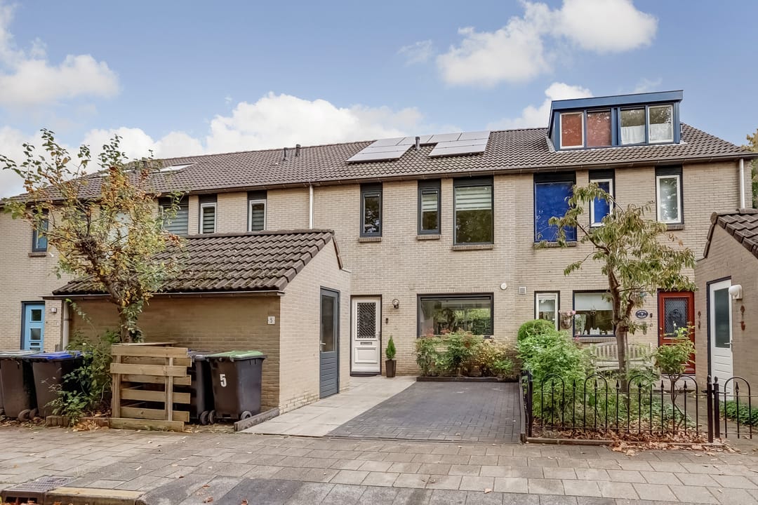 Foto 1 van Lohengrinhof 5