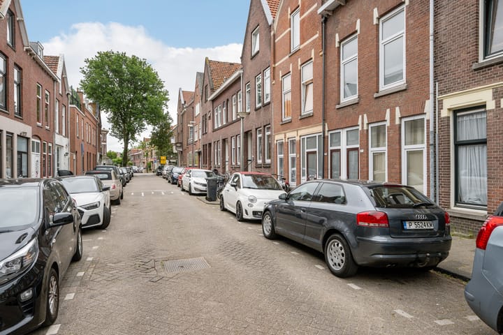 Foto 24 van Brugmanstraat 7-A