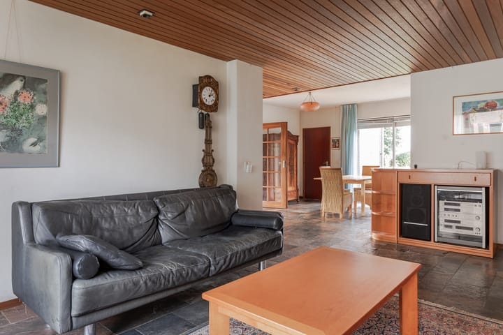 Photo 6 of Dr. C.J.K. van Aalstweg 17