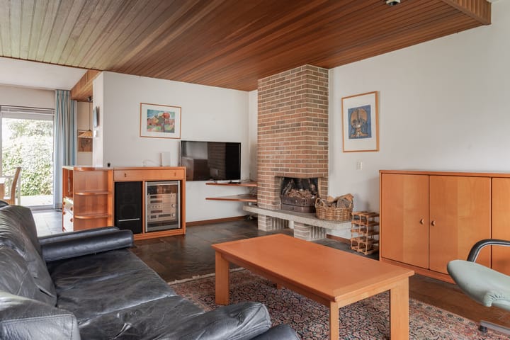 Photo 7 of Dr. C.J.K. van Aalstweg 17