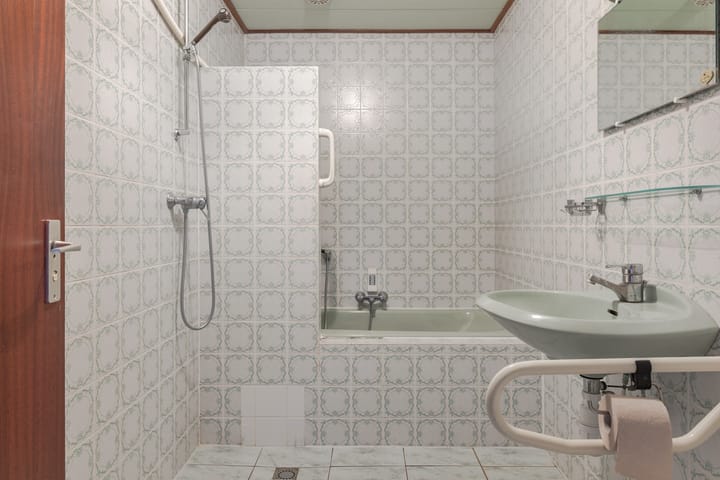 Photo 33 of Dr. C.J.K. van Aalstweg 17