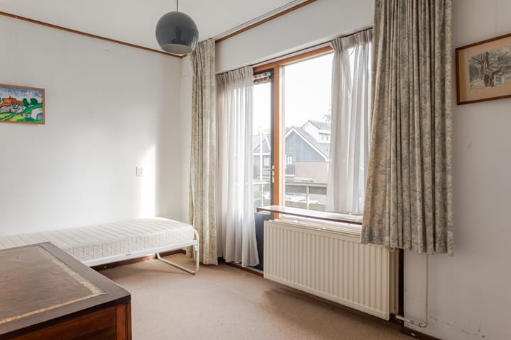 Photo 35 of Dr. C.J.K. van Aalstweg 17