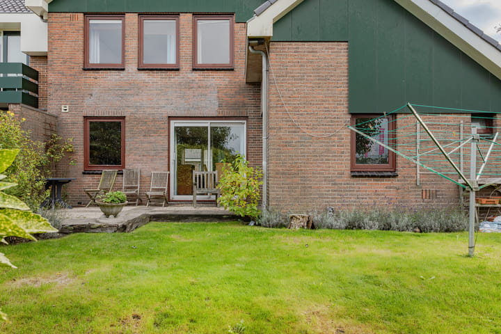 Photo 39 of Dr. C.J.K. van Aalstweg 17