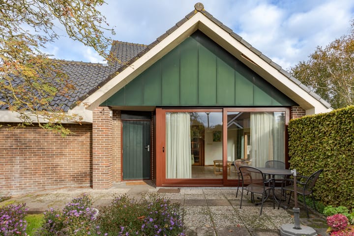 Photo 42 of Dr. C.J.K. van Aalstweg 17