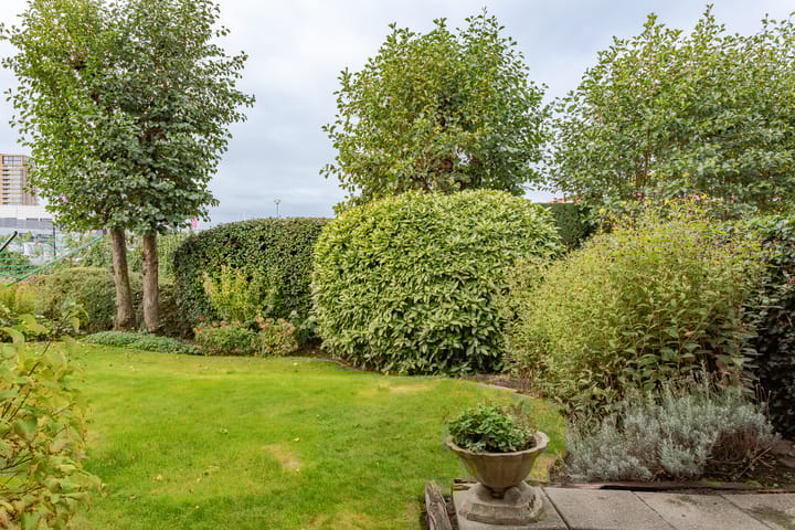 Photo 47 of Dr. C.J.K. van Aalstweg 17