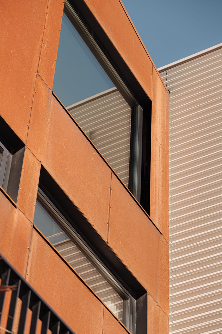 Photo 6 of Leen Jongewaardkade 3