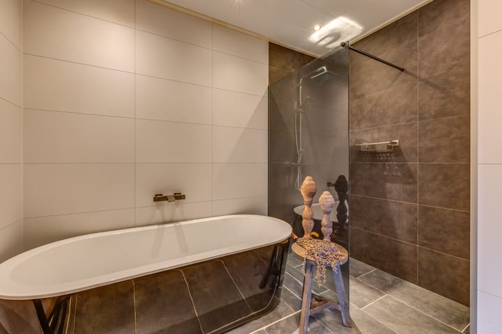 Foto 21 van Schoolstraat 8