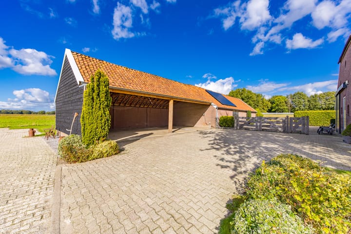 Foto 34 van Schoolstraat 8