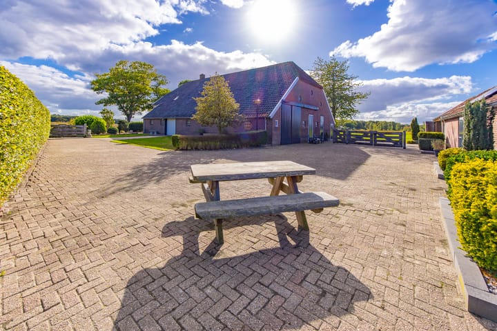 Foto 36 van Schoolstraat 8