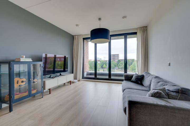 Foto 8 van Erich Salomonstraat 148