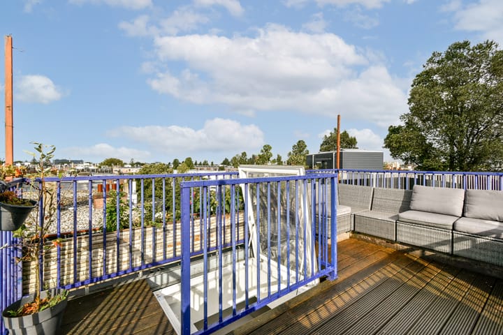 Foto 24 van Javastraat 145-E