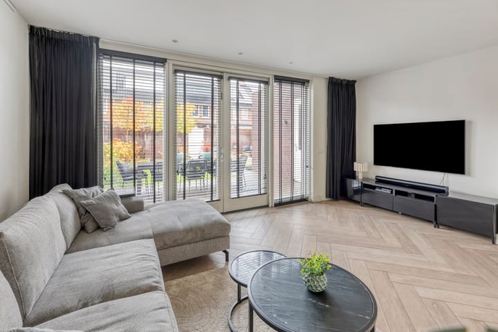 Foto 11 van Etudestraat 14