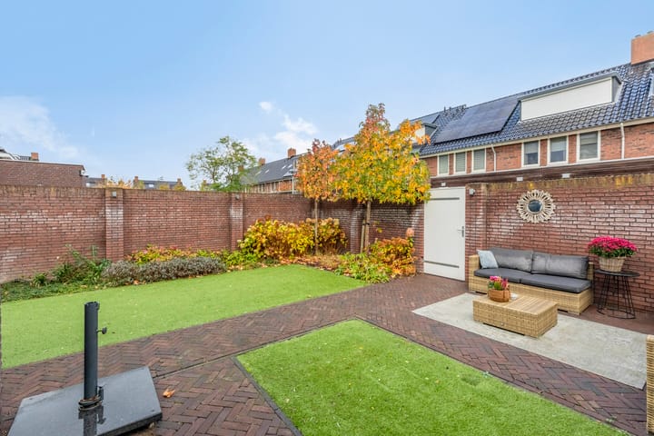 Foto 16 van Etudestraat 14