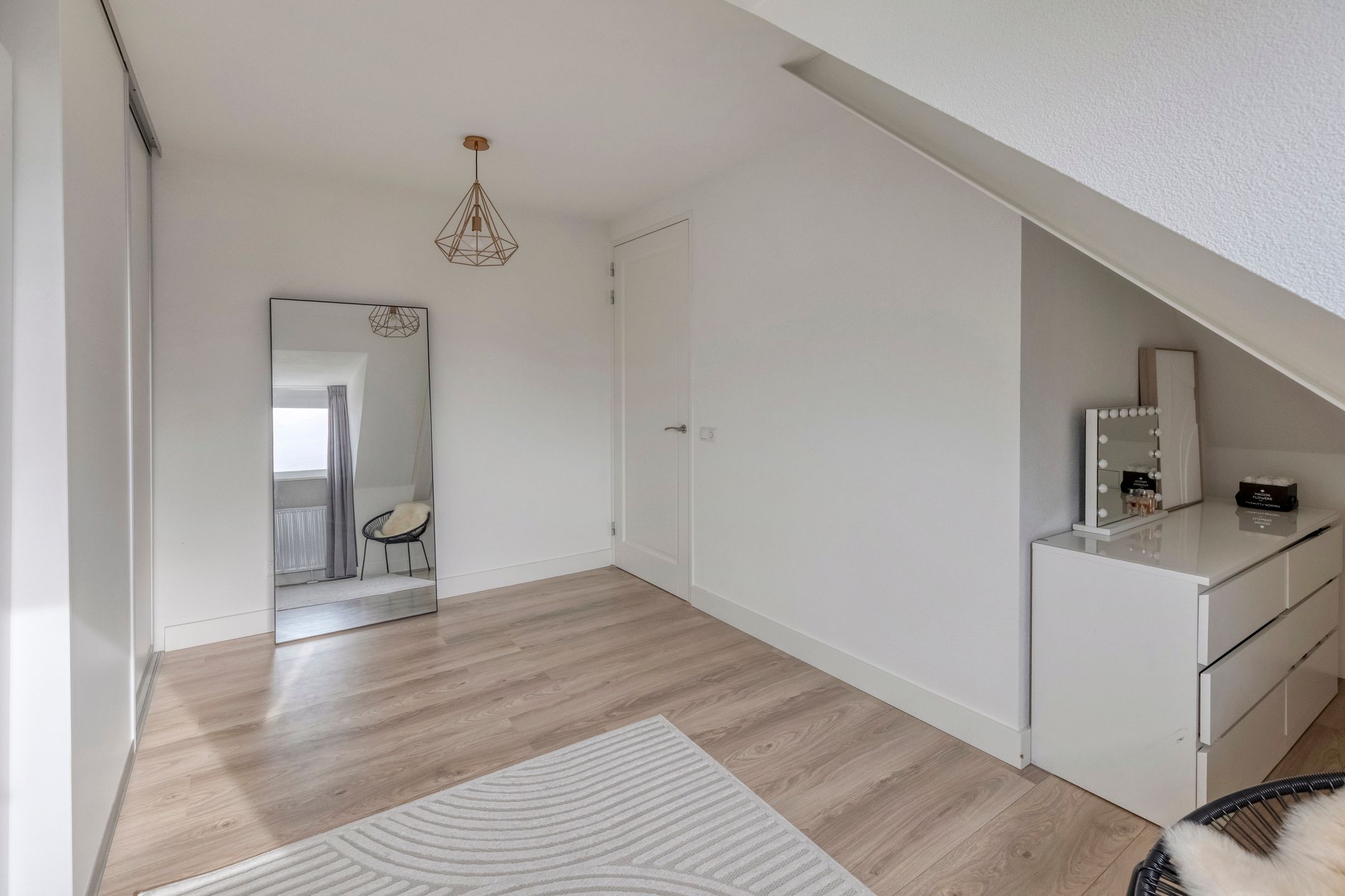 Foto 33 van Etudestraat 14