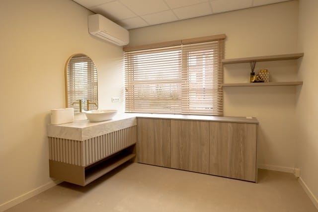 View photo 4 of Pisanostraat 55-E