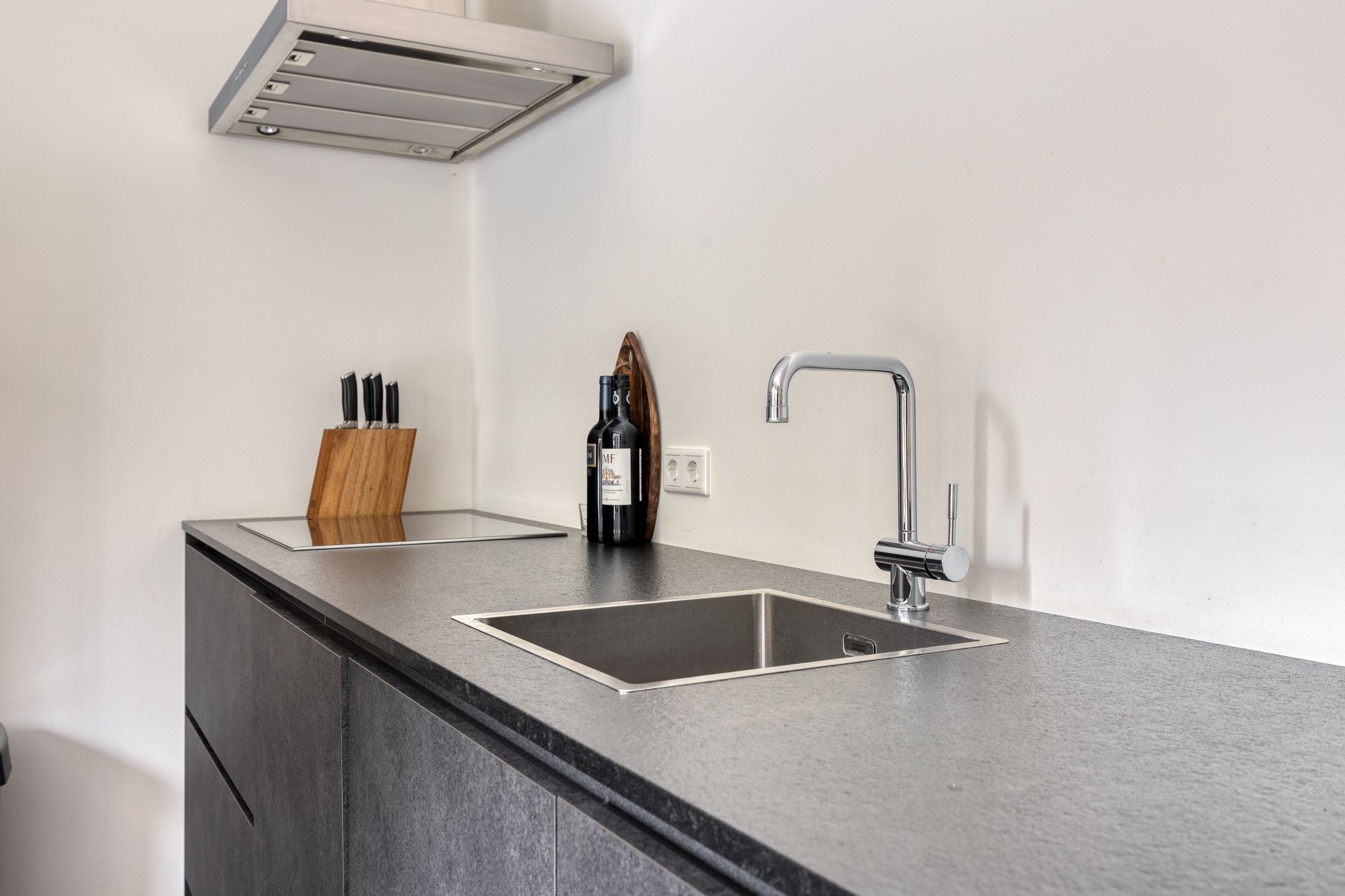 Foto 9 van mgr. Bekkersplein 8