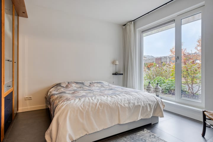 Foto 13 van mgr. Bekkersplein 8