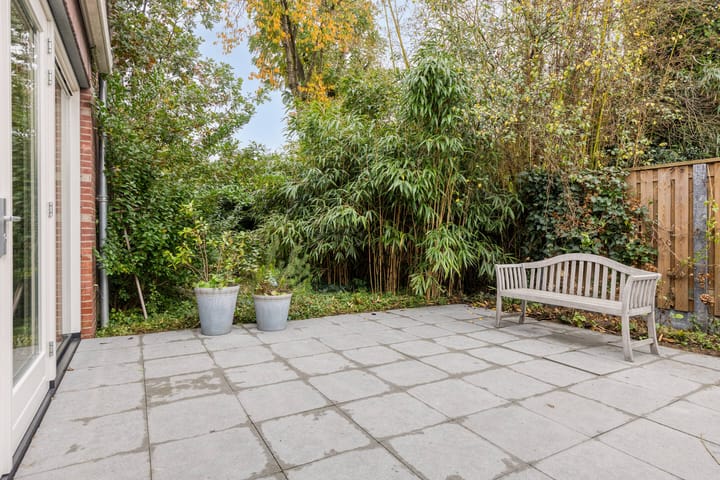 Foto 21 van mgr. Bekkersplein 8