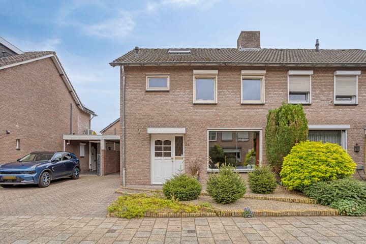 Photo 2 of Allegrostraat 24