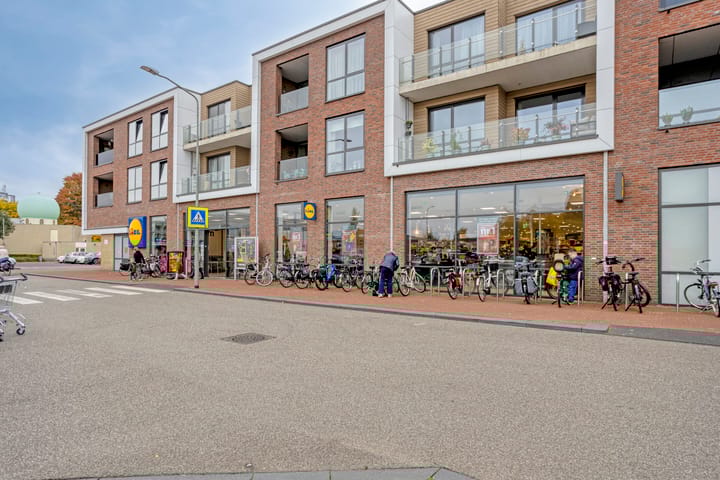 Photo 30 of Allegrostraat 24