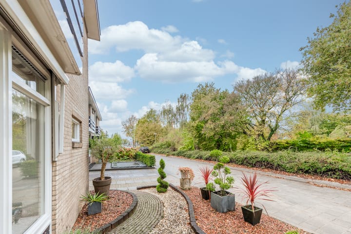 Foto 9 van Van Oldenbarneveltstraat 3