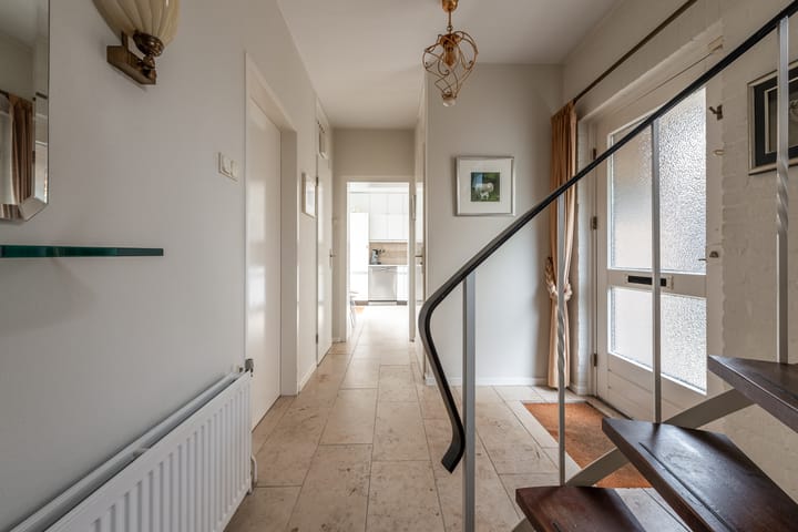 Foto 18 van Van Oldenbarneveltstraat 3