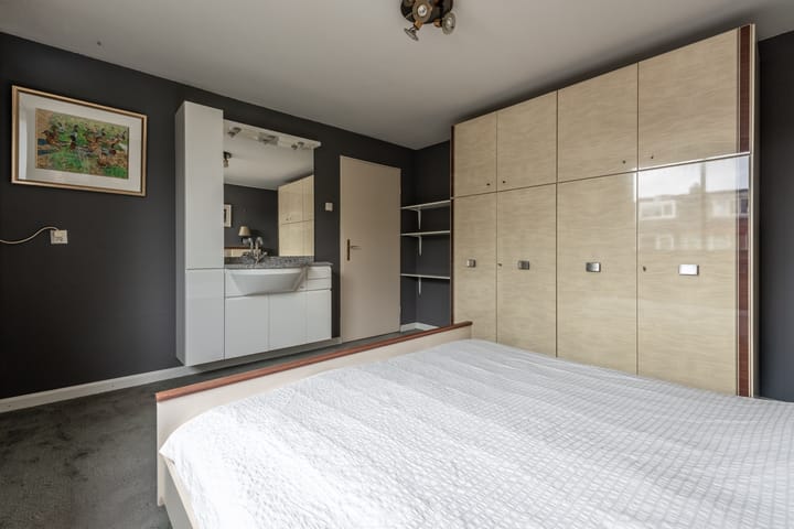 Foto 25 van Van Oldenbarneveltstraat 3