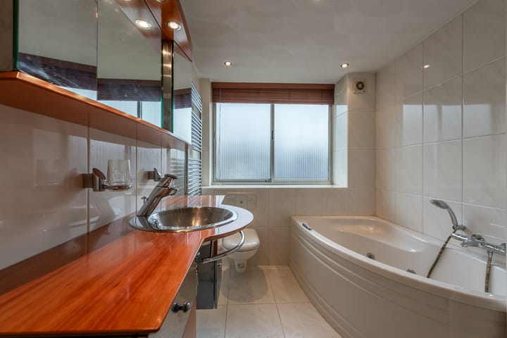 Foto 28 van Van Oldenbarneveltstraat 3