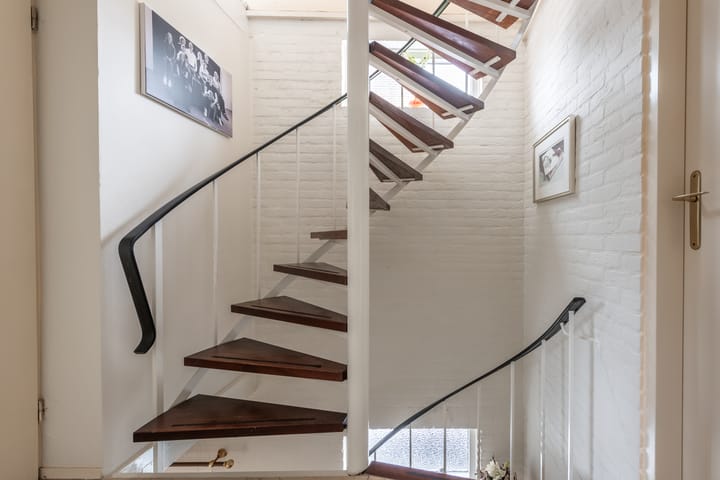 Foto 34 van Van Oldenbarneveltstraat 3