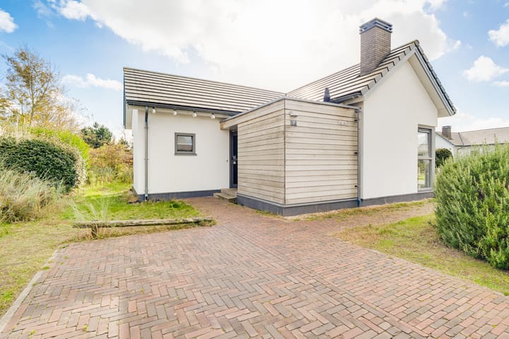 Photo 3 of Helmduyn 54-7