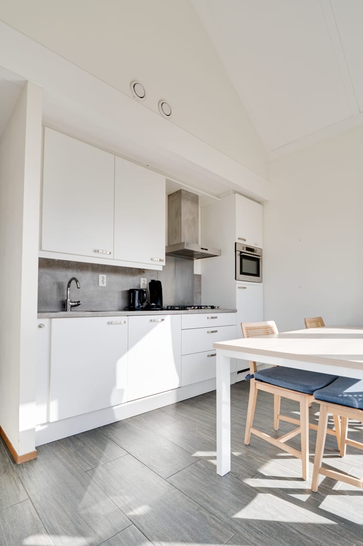 Photo 12 of Helmduyn 54-7