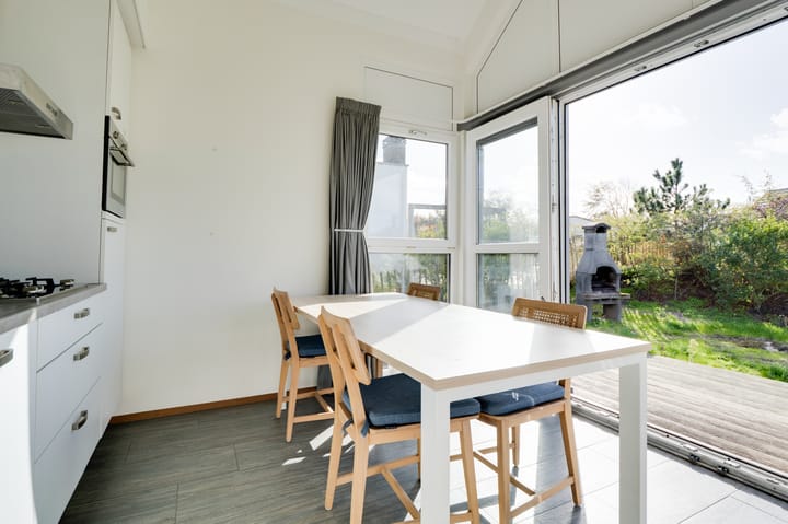 Photo 15 of Helmduyn 54-7