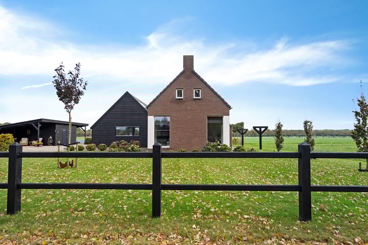 Photo 6 of Koningin Wilhelminalaan 15