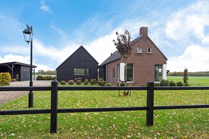 Photo 33 of Koningin Wilhelminalaan 15