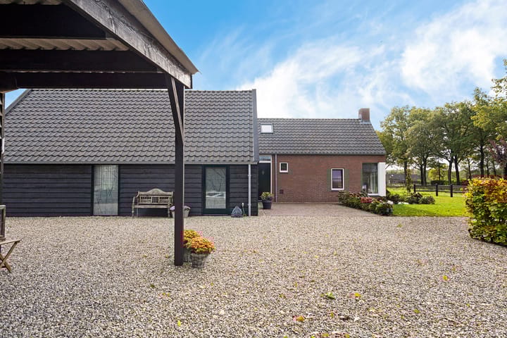 Photo 40 of Koningin Wilhelminalaan 15